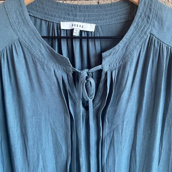 SOLD- Ro & De Tie-Neck Tunic - Picture 2 of 4